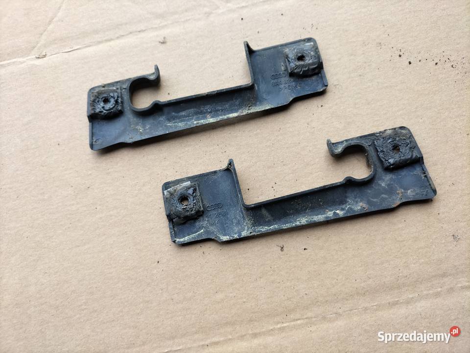 AUDI 80 B3 B4 KOMBI OSŁONA ZAWIASU TYLNEJ MASKI osobowe Pozostałe sprzedam