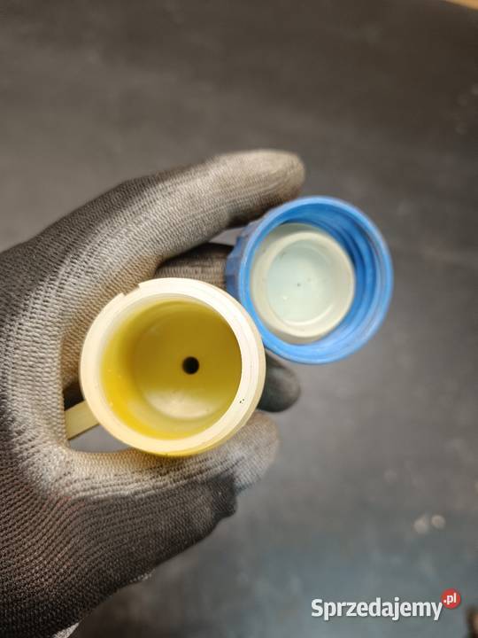 Zbiorniczek zbiornik wyrównawczy płynu małopolskie Gołaczewy