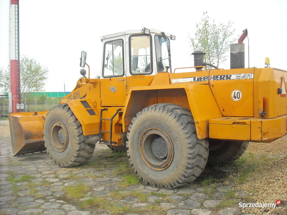 Ładowarka Liebherr L 541 telefon 602 571 628 nieuszkodzony Maszyny budowlane Motoryzacja Września