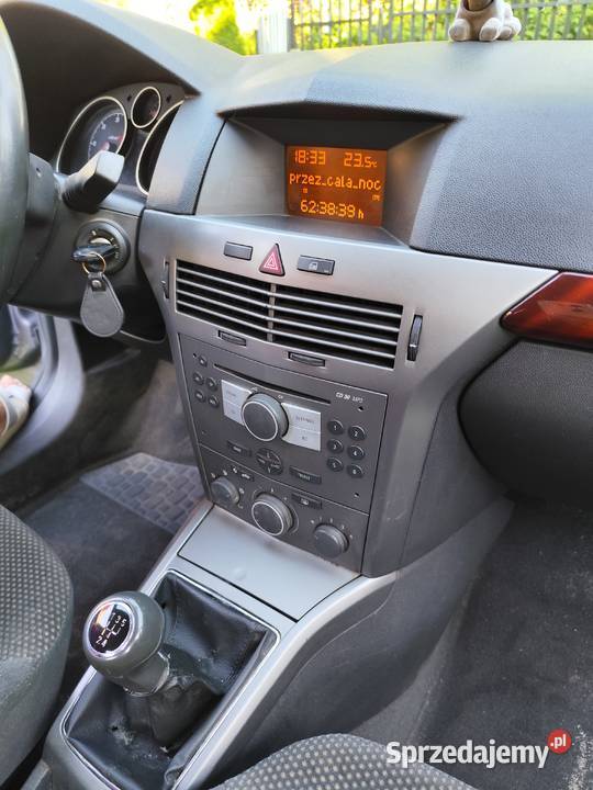 Opel Astra H 2004 Łaziska