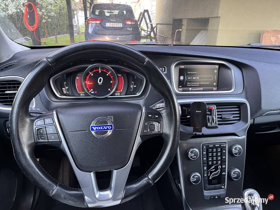 Volvo V40 16D 2013 r Katowice sprzedam