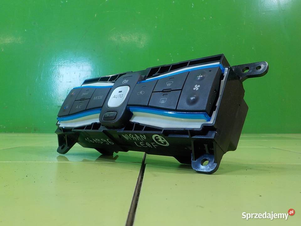 NISSAN LEAF I LIFT AUT 16r HB 5D panel Suków sprzedam