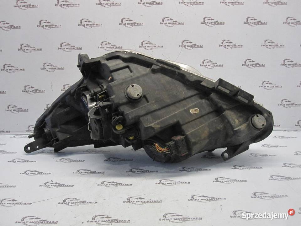 OPEL CORSA D LIFT lampa prawa przód 13392708