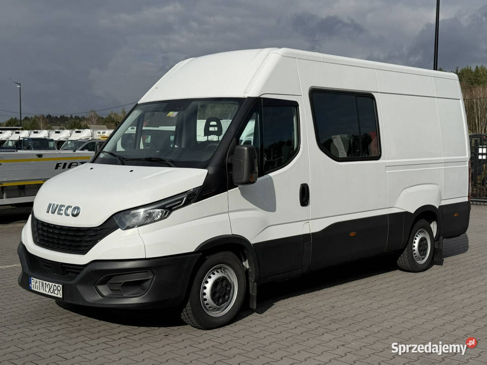 Iveco Daily 35S18 Brygadówka DOKA 7osób Furgon Iveco Widełki sprzedam