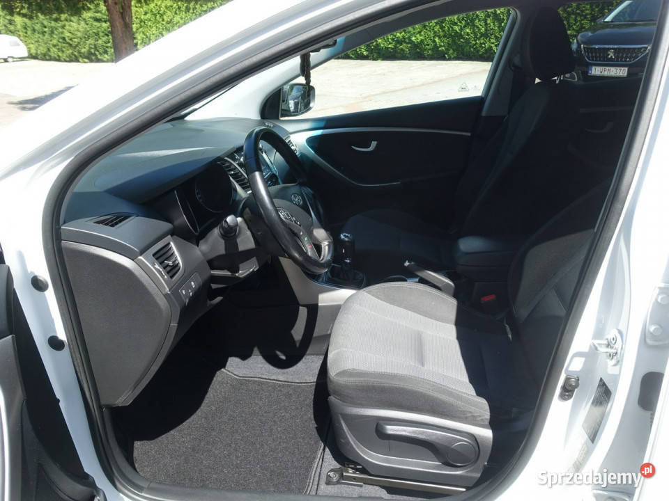Hyundai i30 16D Klimatronik Led Alu rej2016 centralny zamek i30