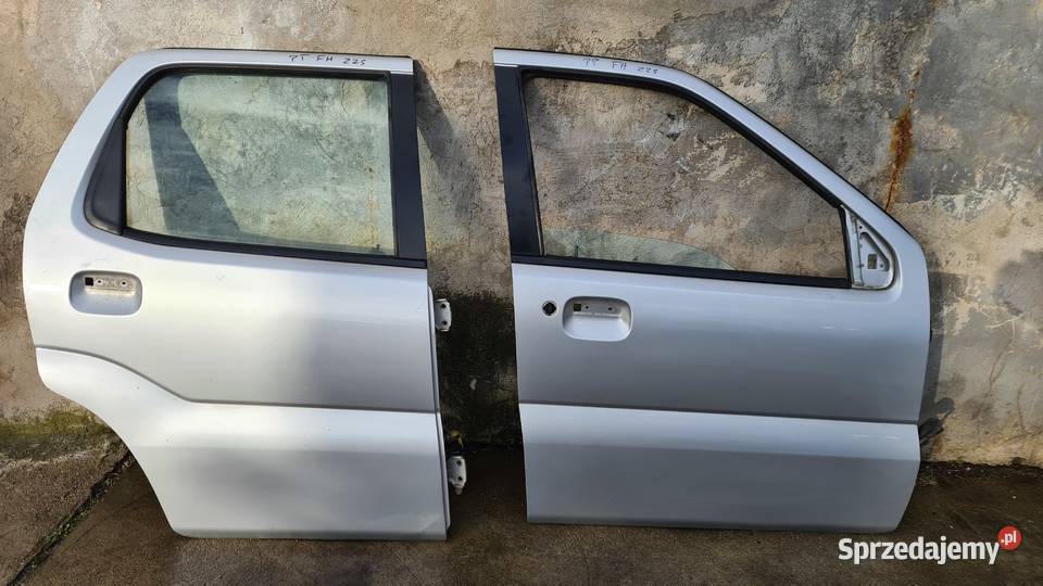 Suzuki Ignis FH 0003 Drzwi PRAWE Przód Tył