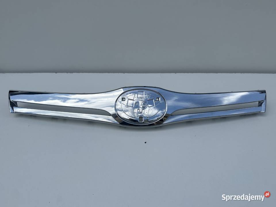 TOYOTA AURIS I LIFT HYBRID CHROM GRILL ATRAPA Atrapy Międzychód