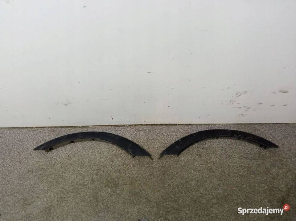 OSŁONA LISTWA BŁOTNIKA PRAWY LEWY TYŁ KPL Rok produkcji 2009 świętokrzyskie