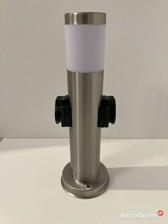 Lampa ogrodowa z 2 gniazdami 230V Rokietnica