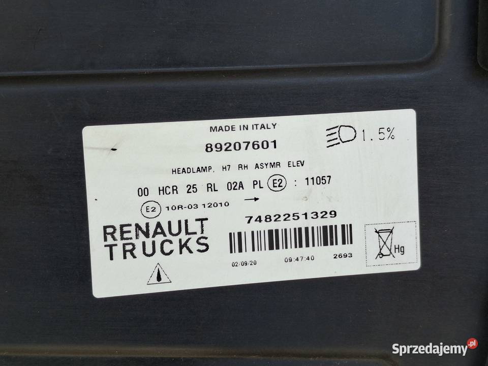 RENAULT GAMA T RANGE REFLEKTOR PRAWY LAMPA PRAWA Części samochodowe Bieleń