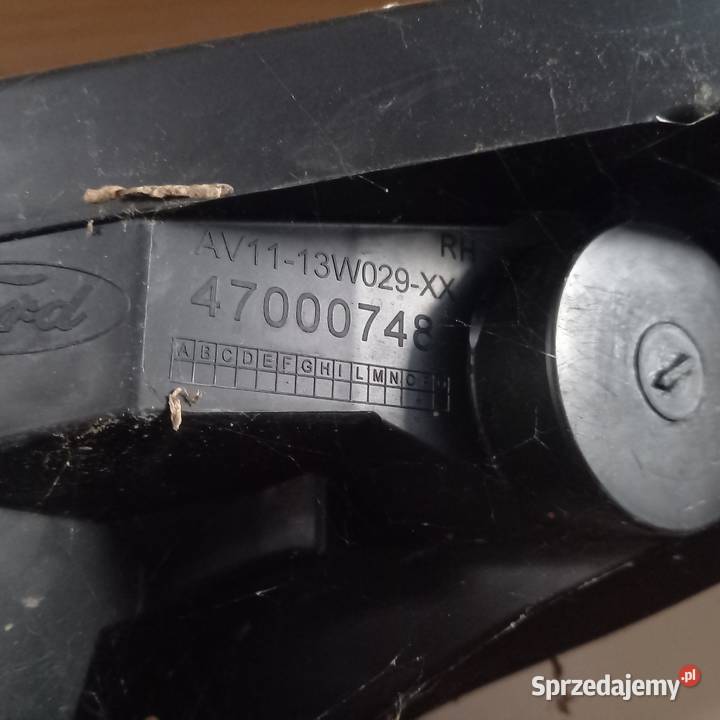 Ford B prawa lampa led lampy przednie Stare Babice