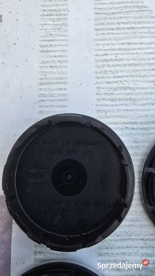 Dekielki oryginalne Seat Komplet Czarna Woda