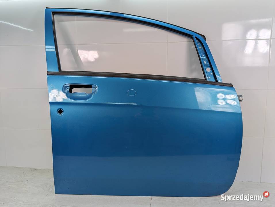 DRZWI PRZEDNIE PRAWE D22 AQUAMARINE MITSUBISHI sprzedam