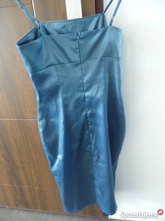 Elegancka sukienka na naramkach w morskim Poznań sprzedam