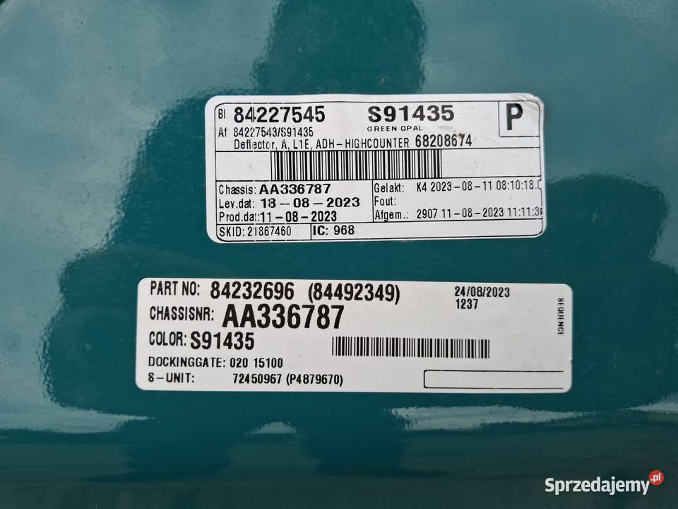 VOLVO FM FM4 SPOILER DACHOWY OWIEWKA ORYGINAŁ Bieleń