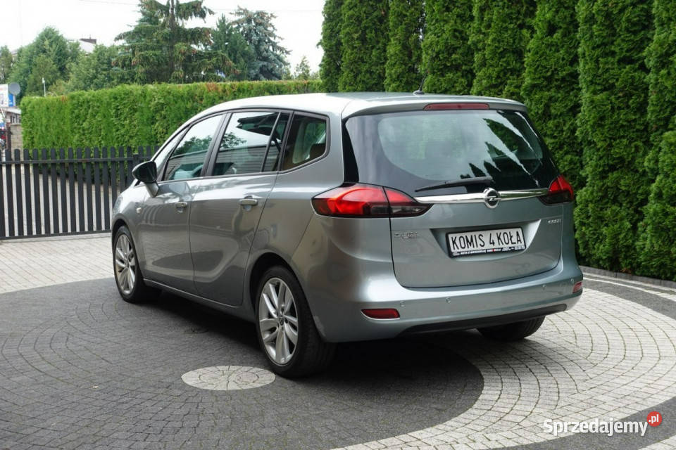 Opel Zafira 14 Turbo 6 Bieg Klimatyzacja światła przeciwmgielne Płońsk