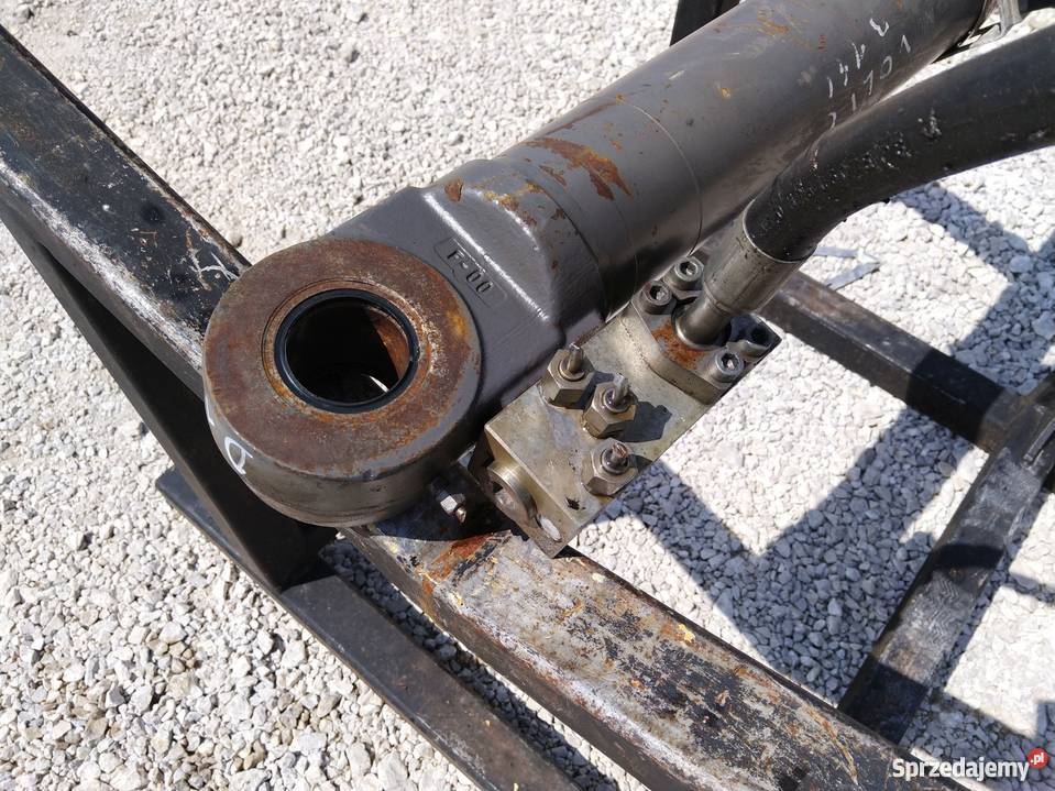 Siłownik Volvo 314C EC 220 230 240 160 180 210 Części do maszyn budowlanych świętokrzyskie