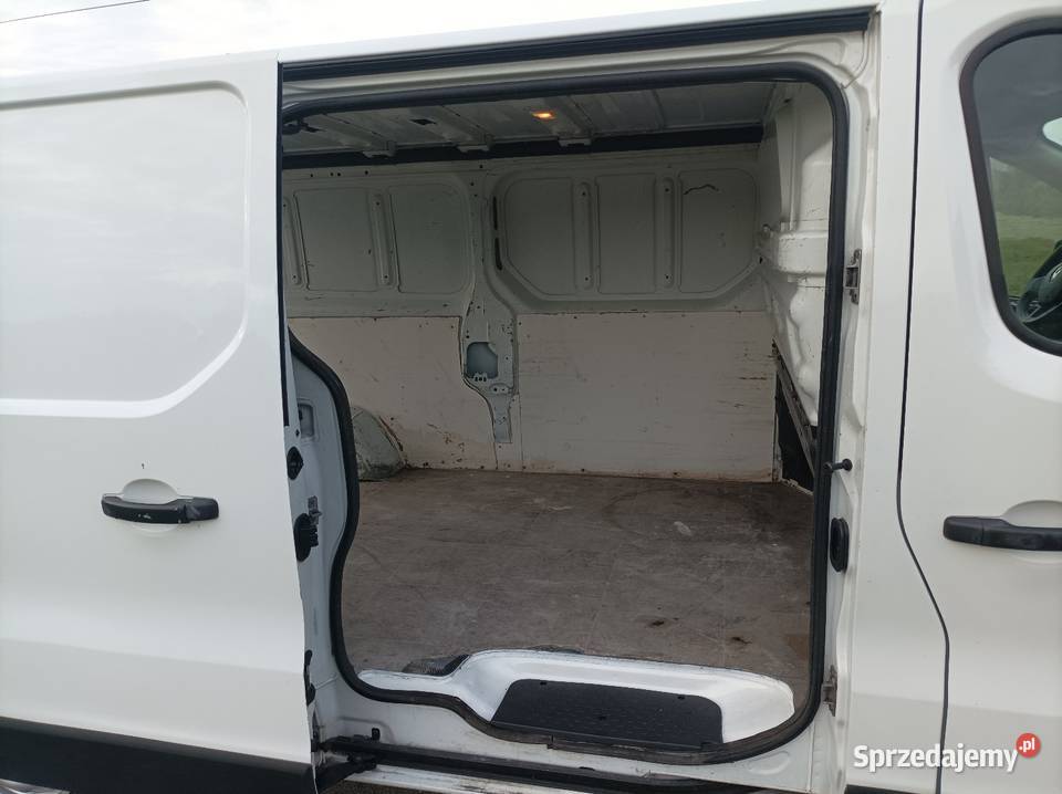 Renault Trafic Long 16 115 2016r drzwi odsuwane Jacentów