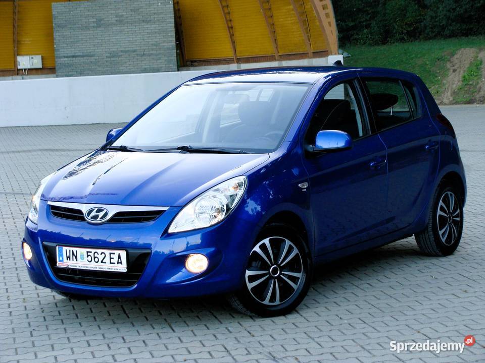 Hyundai i20 12 benzyna klima sprowadzony 5 elektryczne szyby Kowala-Stępocina sprzedam
