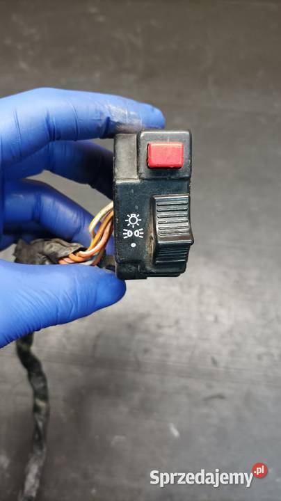 Włącznik starter prawy gaszak killswitch części małopolskie Gołaczewy