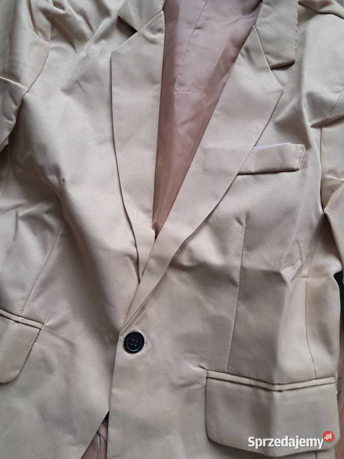 Nowy chłopięcy garnitur w kolorze szampana chyba Rozmiar 150 Sandomierz