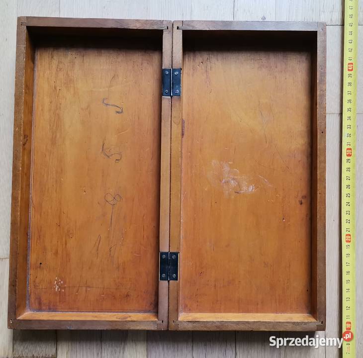 204 SZACHOWNICA stara uszkodzona brak pionków Łódź