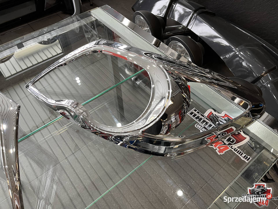 Nakładki Ochronne chrom Toyota Hilux Zestaw terenowe Pasłęk sprzedam
