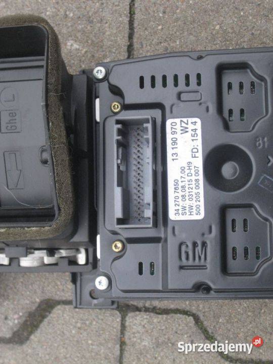 opel vectra c 0305r wyświetlacz kratki nawiewu wielkopolskie sprzedam