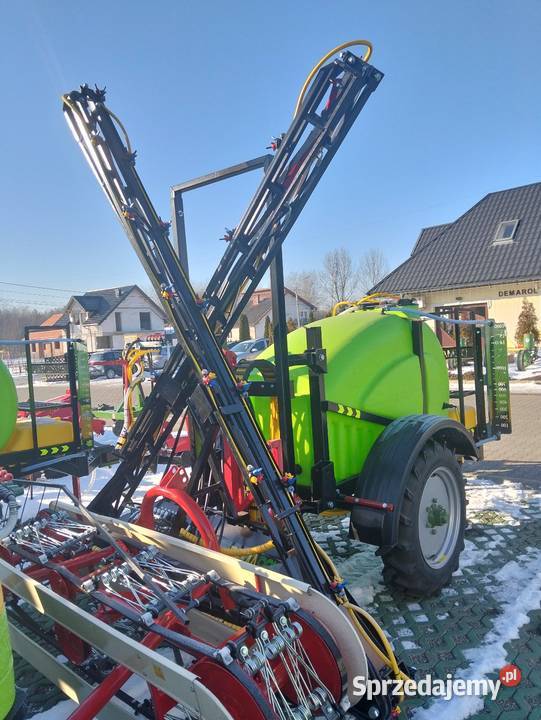 Opryskiwacz Ciągany 2000L Demarol 15m Miechów