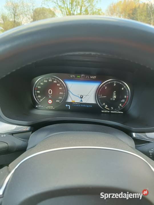 Volvo V60 II D3 20 Diesel Automat 8HP Momentum tuner TV