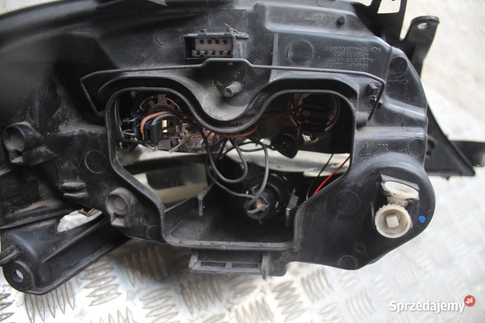 LAMPA LEWY PRZÓD PRZEDNIA CITROEN C3 I OPIS