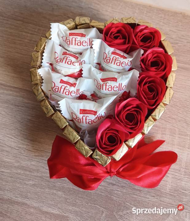 Tort z merci i róży mydlanych Ratyń