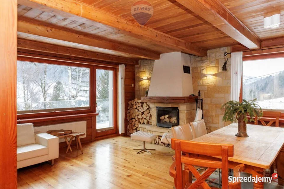 Dom z panoramą Skrzycznego cisza i prywatność asfalt