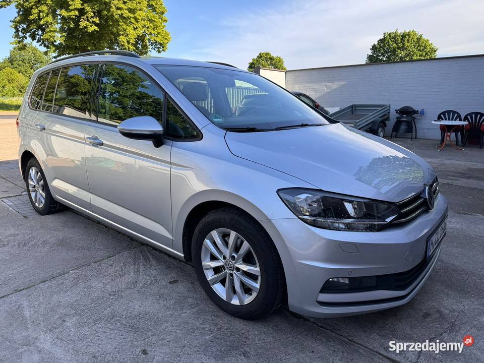 Sprzedam Vw Touran 16 TDI pierwsza rękę nieuszkodzony