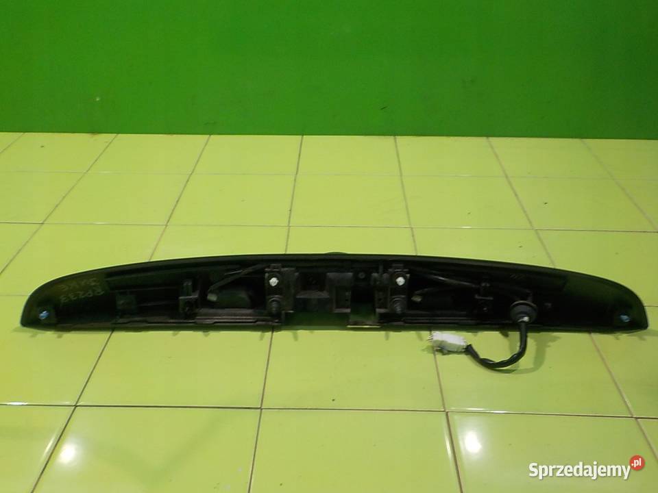 NISSAN JUKE I F15 16 B 12r 5D blenda klapy tyl Suków