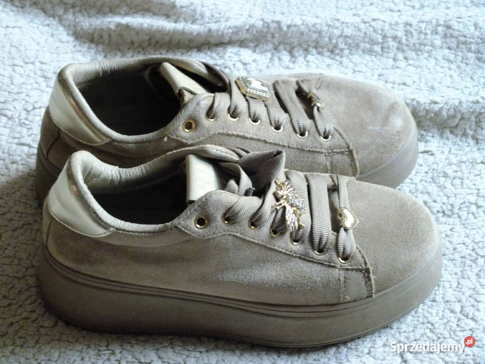 Sprzedam buty damskie używane w stanie zadbane brązowy/beżowy