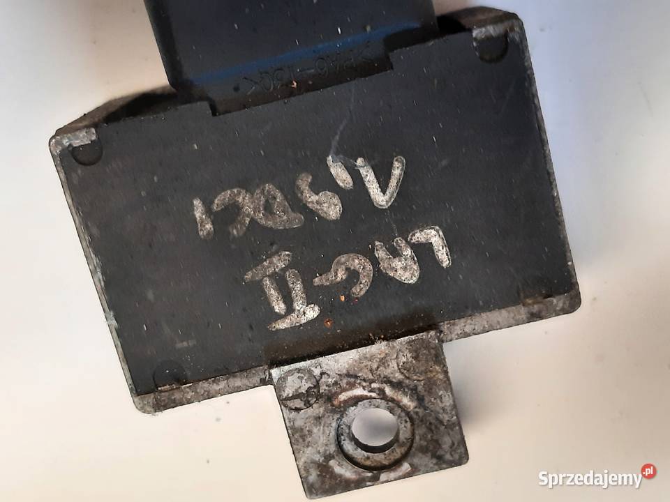 Renault Dacia przekażnik świec żarowych Ksawerów sprzedam