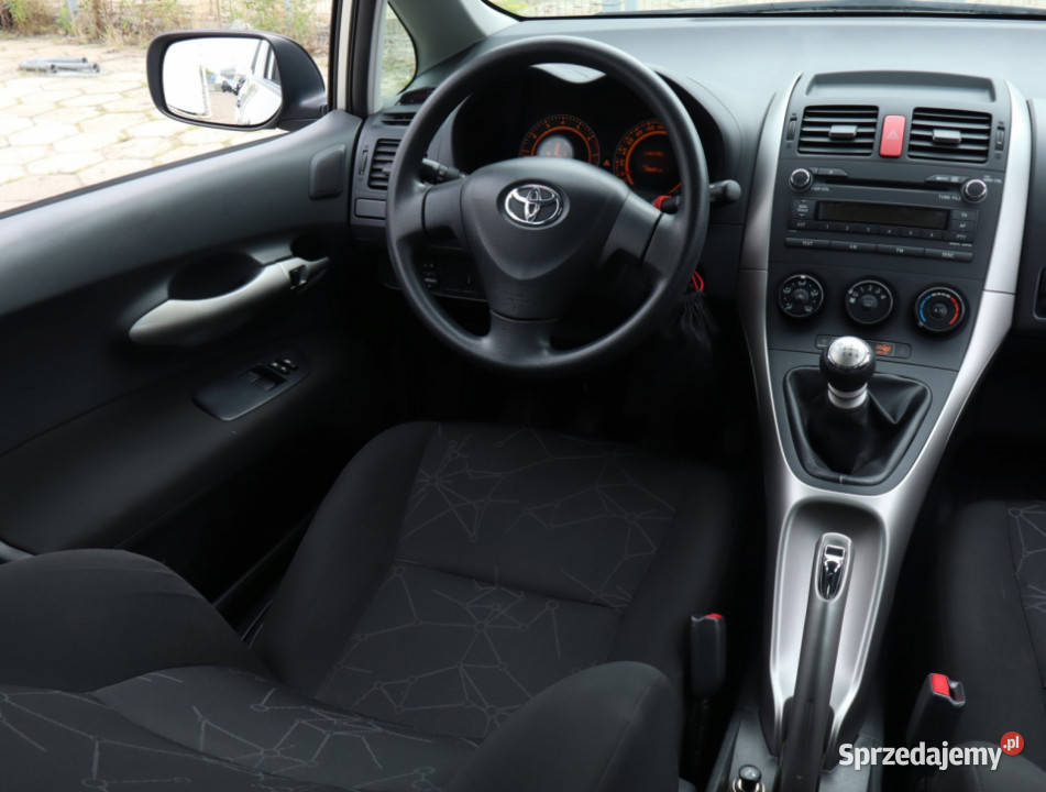 Toyota Auris 13 Dual VVTi Łódź