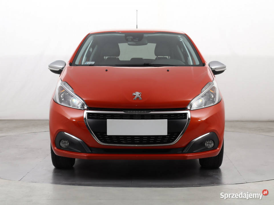 Peugeot 208 12 PureTech klimatyzacja