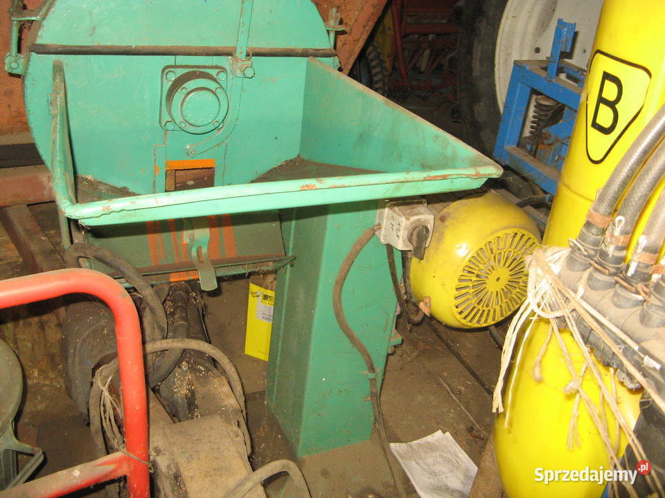 śrutownik bijakowyz silnikiem 11 kw stan Pozostałe Ryki