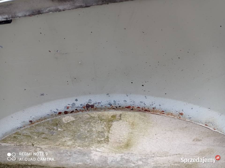 Błotnik prawy VW passat b6 la7w Karoseria