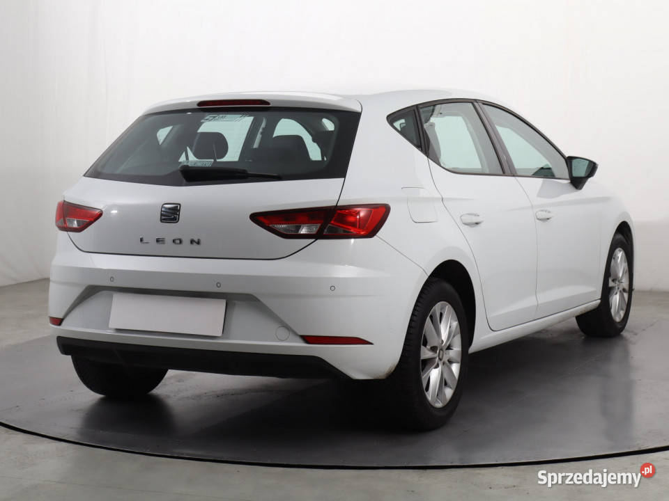 Seat Leon 10 TSI pełny VAT Seat sprzedam