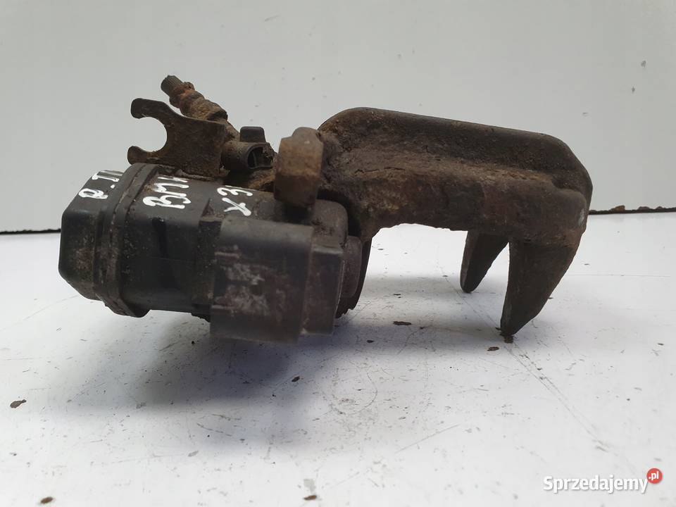 BMW X3 F25 TYLNY ZACISK HAMULCOWY prawy tył Rudka