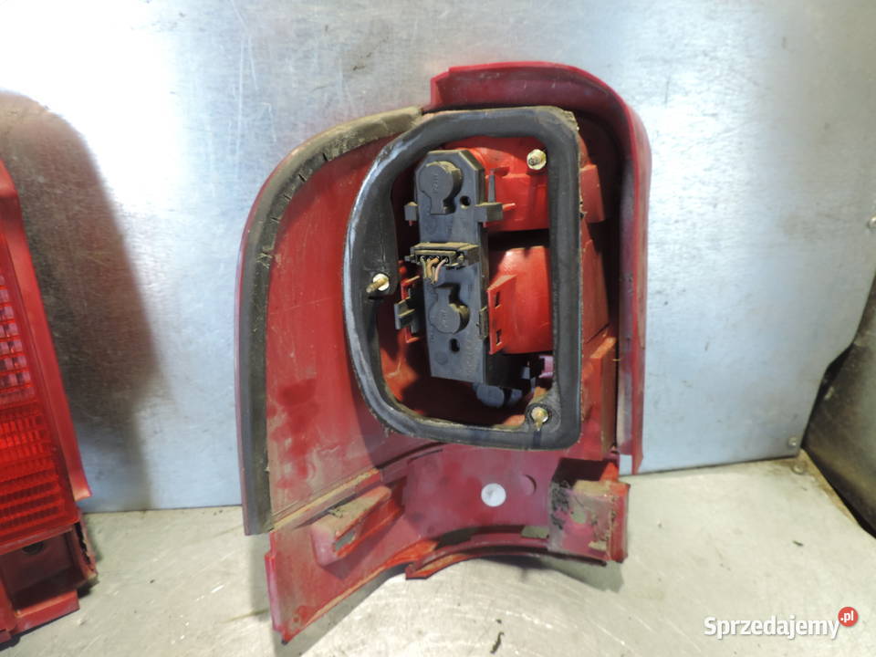 LAMPA PRAWA TYLNA VW SHARAN I LIFT Lampy tylne Nowy Sącz