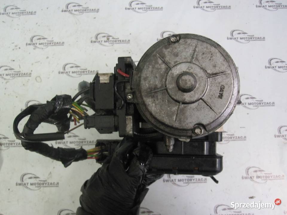 CITROEN C5 II X7 22 HDI 4HT 172 pompa osobowe Pozostałe Kielce