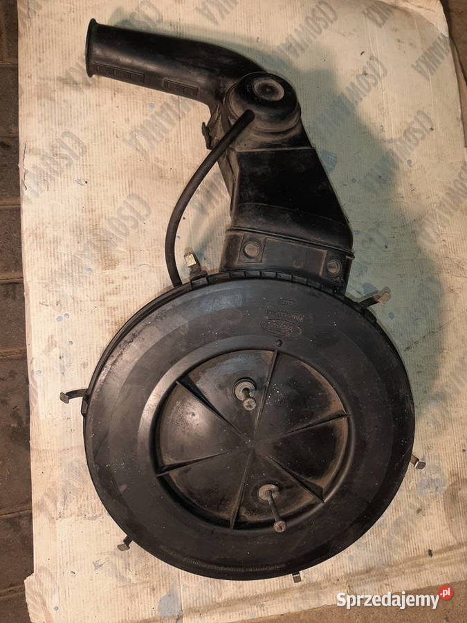 Obudowa fitra powietrza stary Ford V6 79 TF96 Silniki i osprzęt lubelskie Lublin