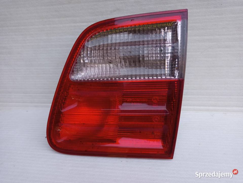 Mercedes W210 kombi lampa tył tylna prawa w Sieradz