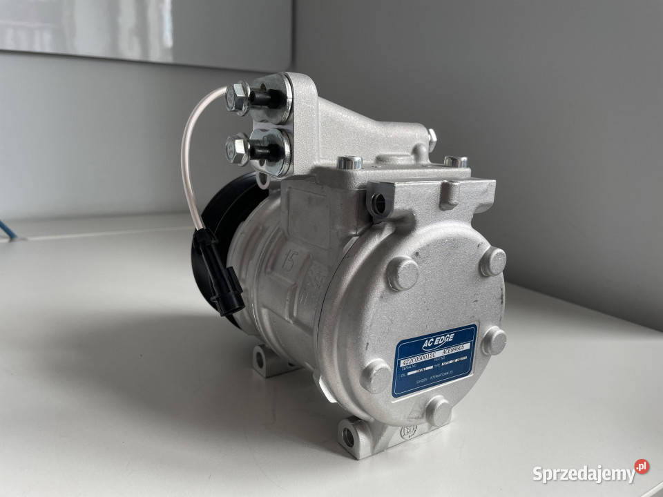 Kompresor sprężarka klimatyzacji John Deere 3000