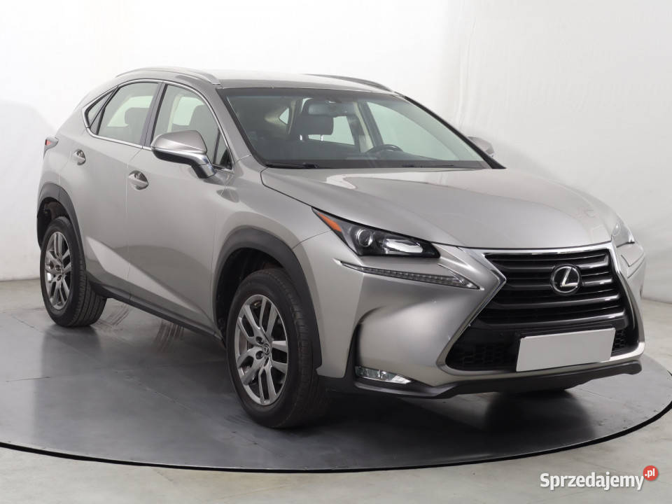 Lexus NX 200t reflektory ksenonowe Lexus Katowice