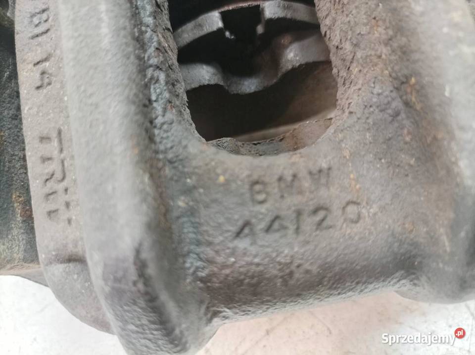 ZACISK HAMULCOWY LEWY TYŁ 20 D ELEKTRYCZNY Bmw świętokrzyskie sprzedam